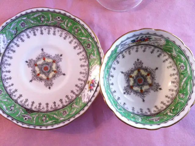 coalport cup and saucer in Arts & Collectibles in Barrie - Image 5