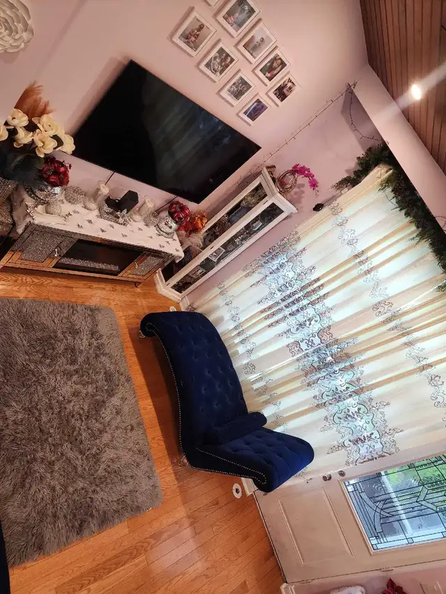 Townhouse for rent in Long Term Rentals in City of Toronto - Image 4