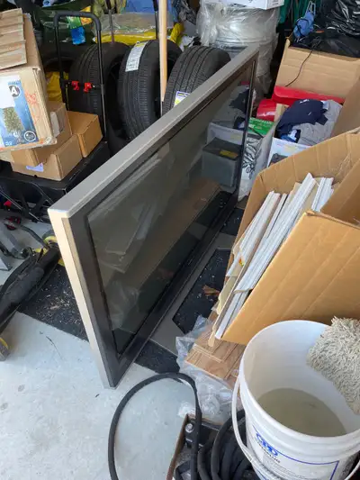 Toshiba plasma television in excellent condition with remote. Selling as we have no use for this any...