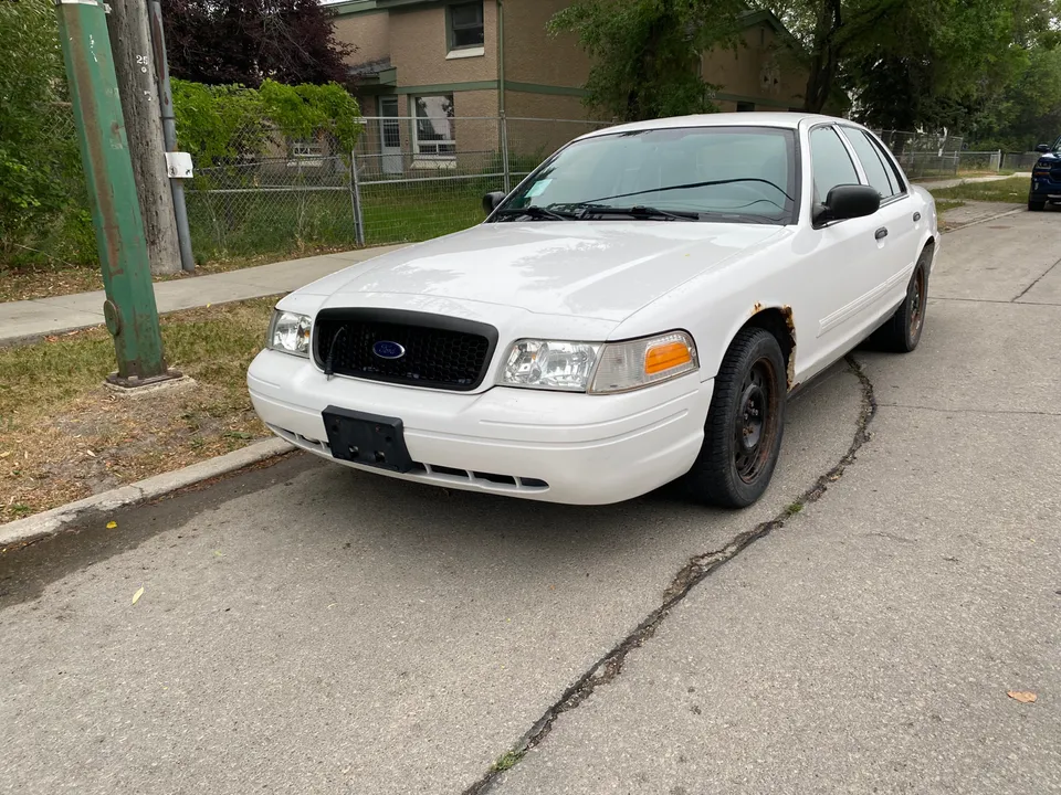 Crown Vic for sale or trade will trade for gmc jimmy