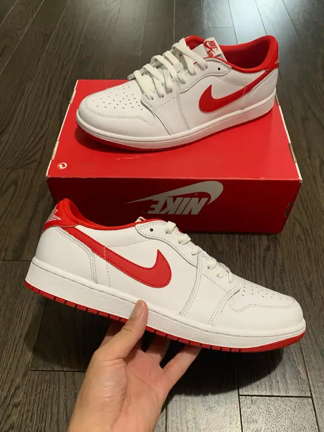 Jordan 1 low “White/University Red” in Men's Shoes in City of Toronto - Image 3