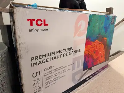 Hardly used TCL 55" 4K QLED TV. Description/info https://www.tcl.com/ca/en/products/home-theater/5-s...