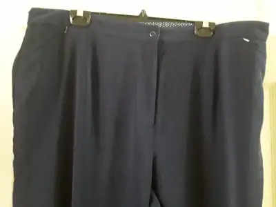 Woman's Size 22 Navey Blue Pants and  Blouse - NEW, View more