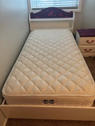 Twin bed (with or without mattress), View more