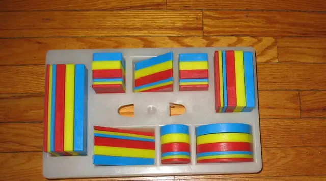 Attriubute blocks in a plastic Tote in Children & Young Adult in Norfolk County - Image 2