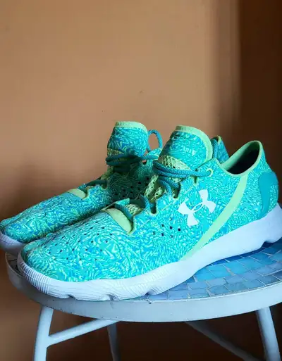 Chaussure neuf Under Armour Speedform taille 9.5 USA. 25 $., View more