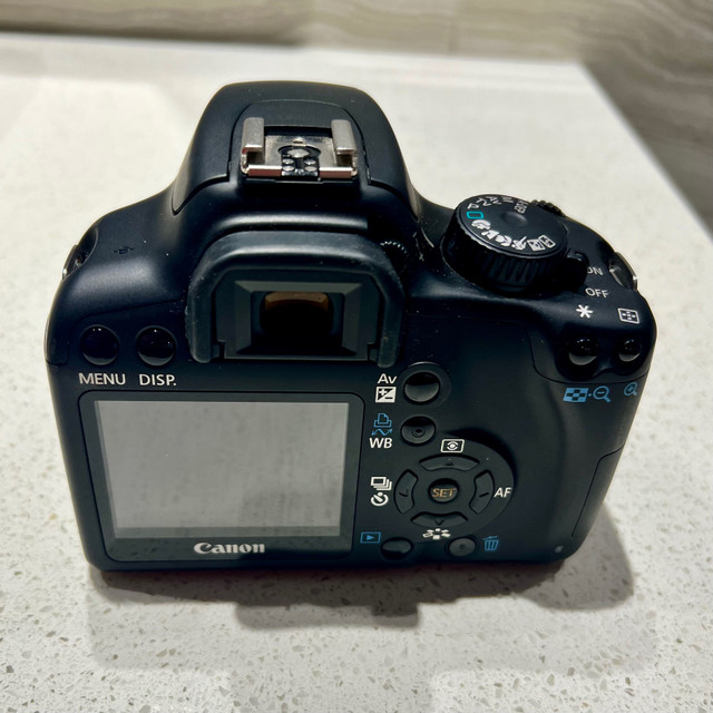 Canon EOS Rebel XS 35mm (Neuf) dans Appareils photo et caméras  à Ville de Montréal - Image 4
