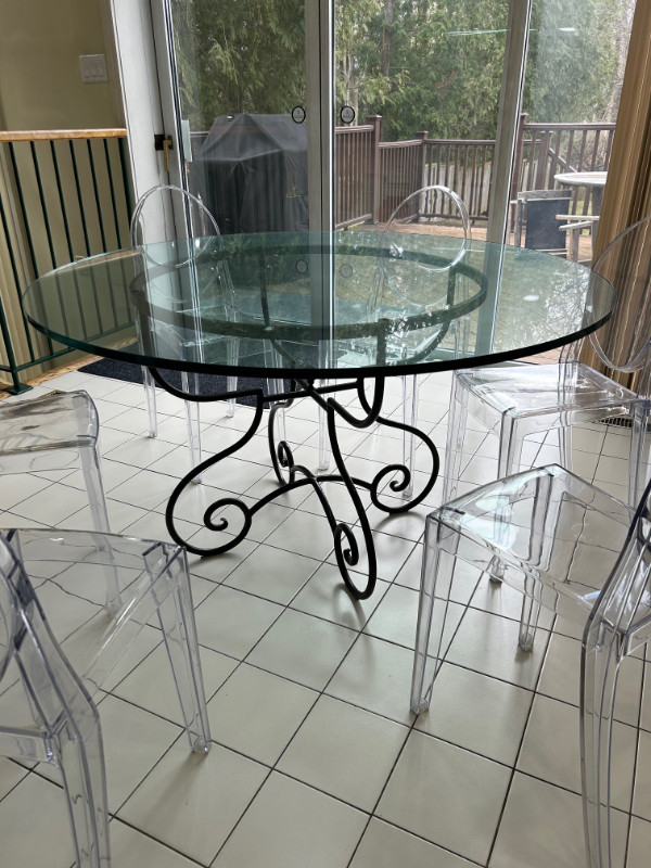Round Glass Kitchen Dining Table Wrought Iron Base in Dining Tables & Sets in City of Toronto - Image 3