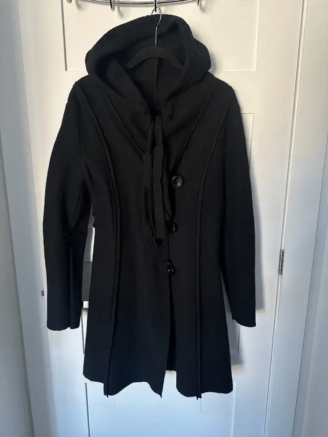 Black Women’s Coat with hood Manteaux femmes spring fall in Women's - Tops & Outerwear in Laval / North Shore - Image 4