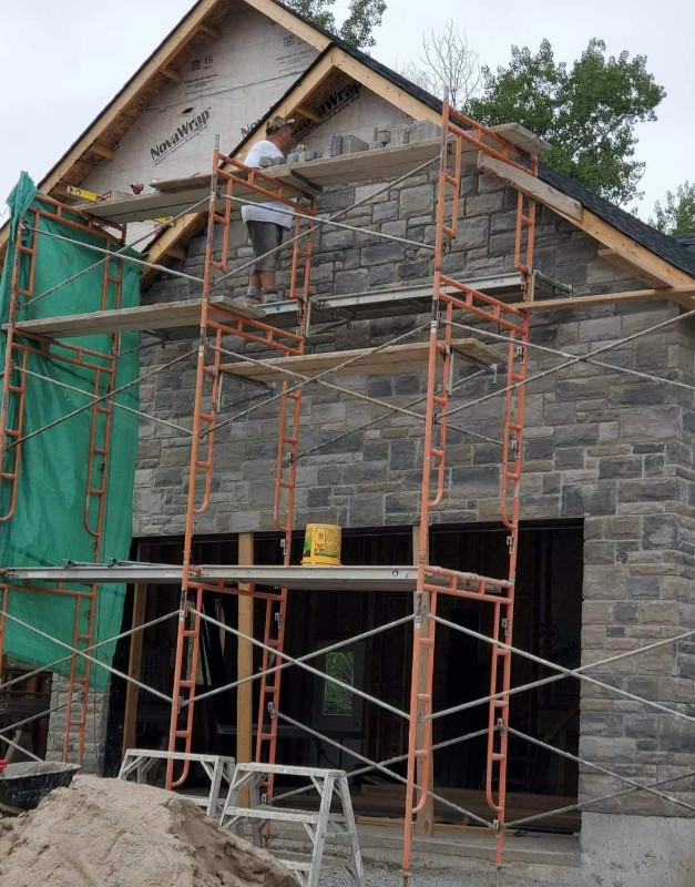 STUCCO & STONE & LANDSCAPING in Brick, Masonry & Concrete in Barrie - Image 2