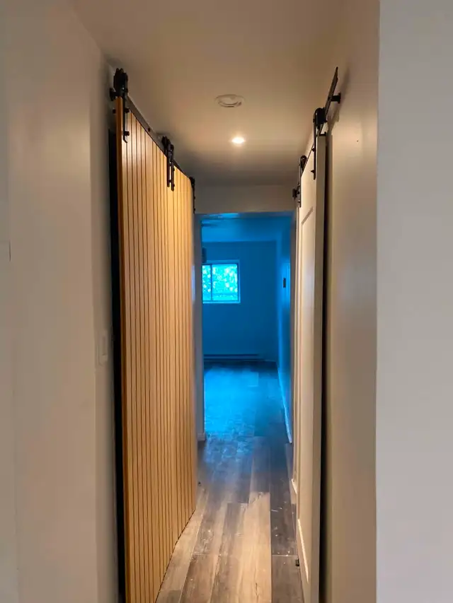 3 1/2 tout inclus, pas escalier à prendre, bus, centre d'achat in Long Term Rentals in City of Montréal - Image 5