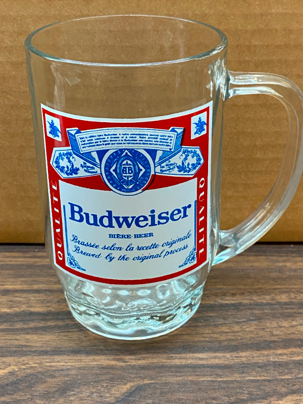 Breweriana - Beer Glass - Budweiser in Arts & Collectibles in City of Toronto