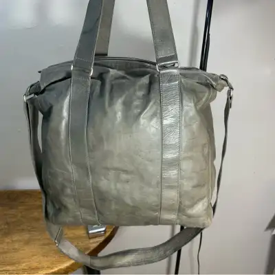 m0851 in Women s Bags Wallets in Greater Montreal Kijiji Marketplaces