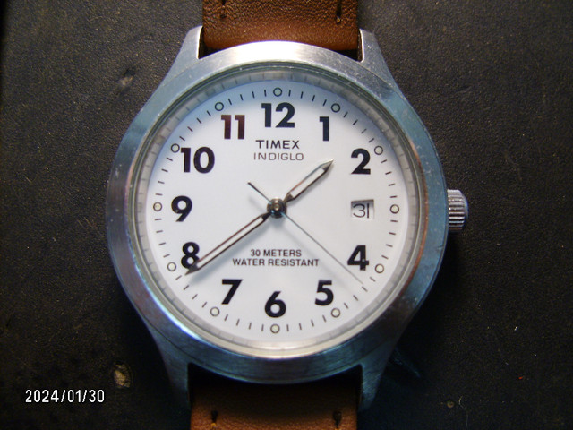 Vintage Timex Indiglo wrist watch in Jewellery & Watches in Barrie