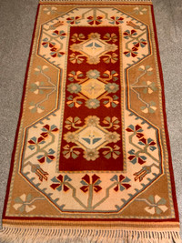 59" x 31" Persian Handmade Rug