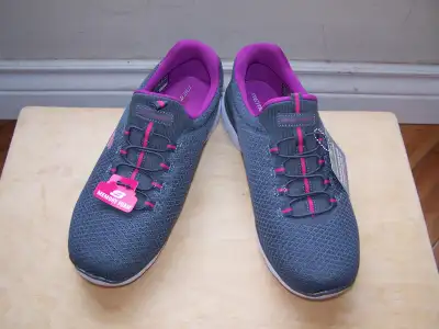 Skechers women's shoes size 8 new, View more