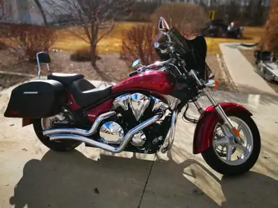 2010 Honda Stateline – Low KM, Fully Equipped, Clean Bike Beautiful and well-maintained 2010 Honda S...