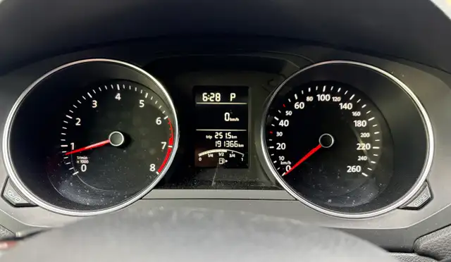 Volkswagen Jetta 2016594162858905446404