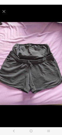 Shorts Maternity cloth- Size M - H&M Mama/Maternite