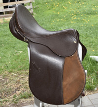 New Leather St Martin (Stubben) 17" English Saddle w/Girth