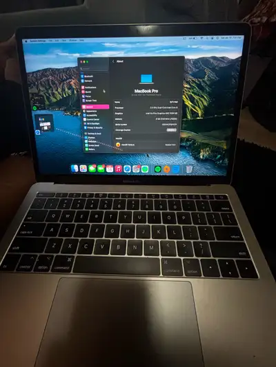 Macbook Pro 2017, View more