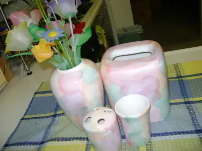 Vintage 7-Piece Paris Pink Multicolour Bathroom Porcelain Set, View more