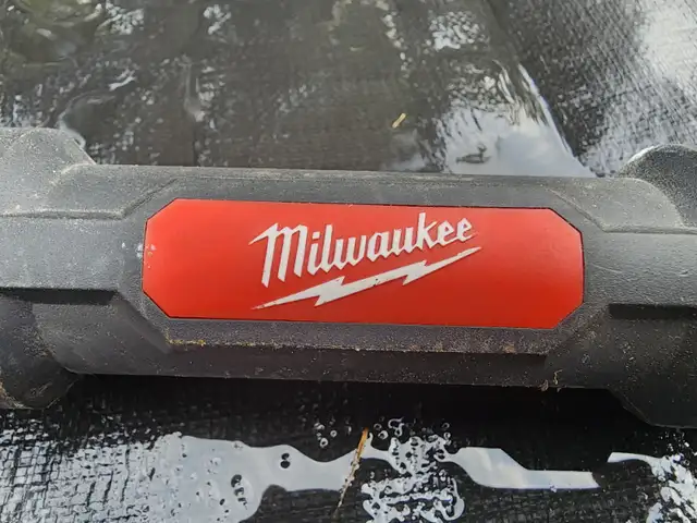 Milwaukee Trap Snake & Toilet Auger 6' W The Trap Snake Driver in Power Tools in Windsor Region - Image 8