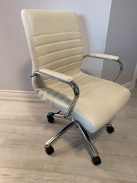 White Bonded Leather Height Adjust Swivel Office/Desk Chair Tilt