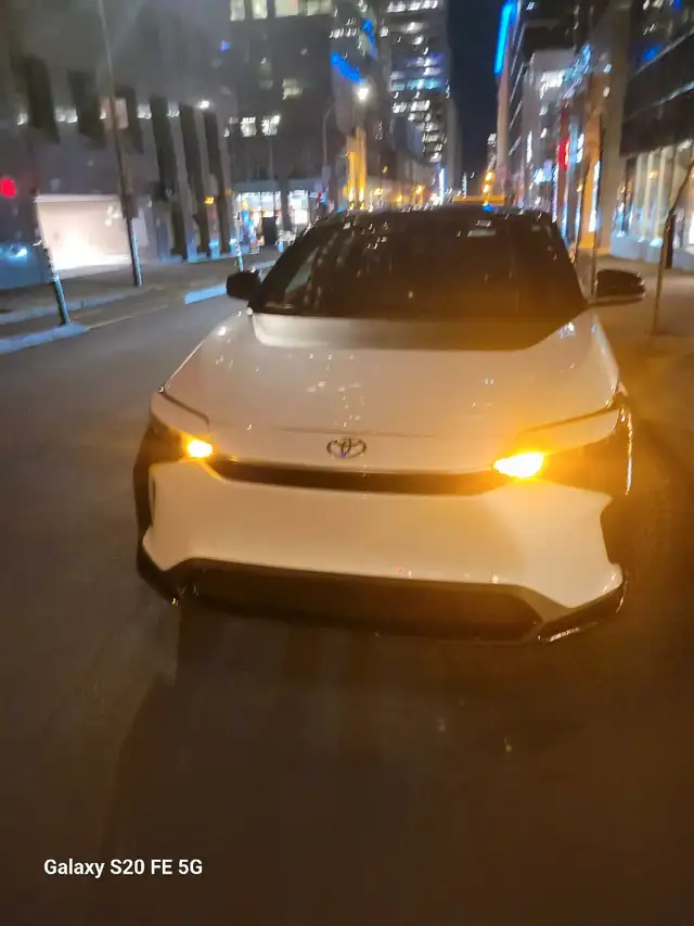 chauffeur privé in Drivers & Security in City of Montréal - Image 6