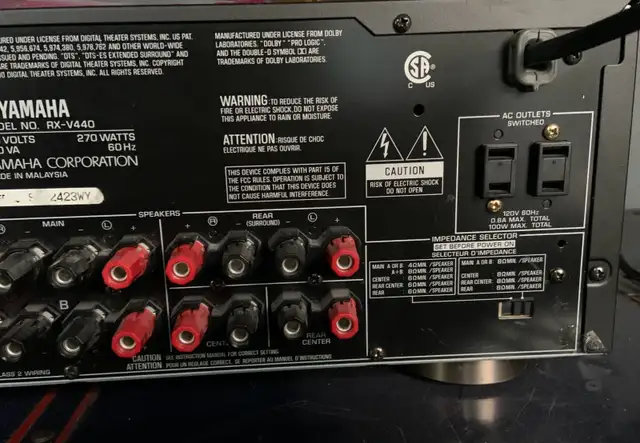 Yamaha Model RX-V440 AV Receiver in Stereo Systems & Home Theatre in Mississauga / Peel Region - Image 6