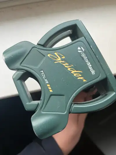 spider tour , View more