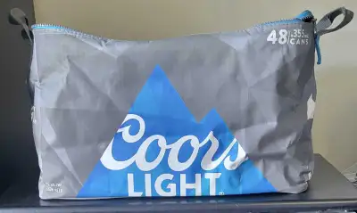 Glacière Coors Light $ 10, View more