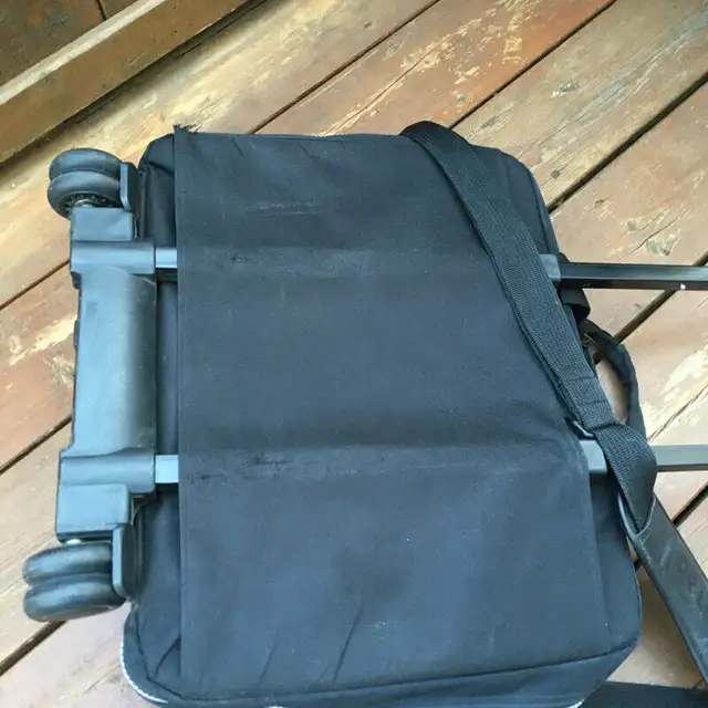 Computer bag on wheels in Laptop Accessories in Cambridge - Image 3