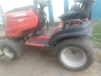 Troy-Bilt 50" lawn tractor STRIPPED FOR PARTS!!, View more