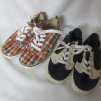 2 Pairs Boys Sneakers Shoes Old Navy Size 9 & 10