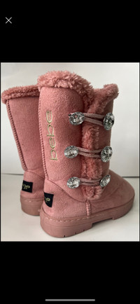 Bebe Girls Size 3 Winter boots 