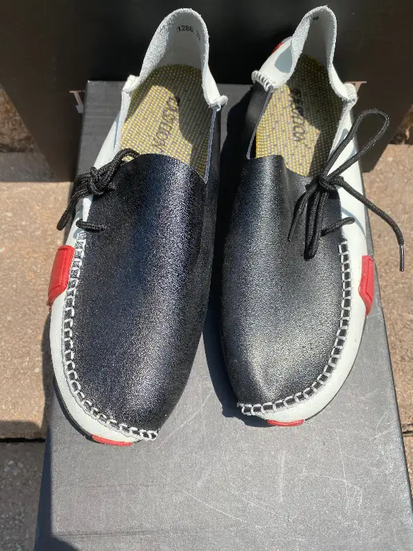 Men’s Fancy Shoes in Men's in Markham / York Region - Image 3