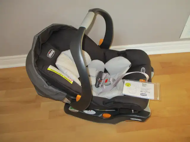 Chicco Bravofor2 LE Stroller in Strollers, Carriers & Car Seats in Barrie - Image 5