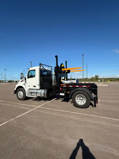 2026 Peterbilt 537 Dumpster delivery truck Cummins power, auto trans, Galbreath loaded container han...