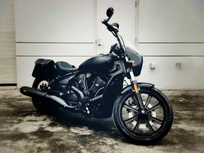 392km Mint Condition OEM Leather Saddlebags Matte Black Mirriors *2yr Manufacturers + 5yr Extended W...