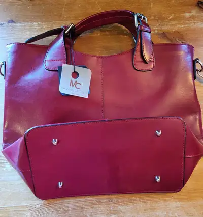 Woman's Purses, View more