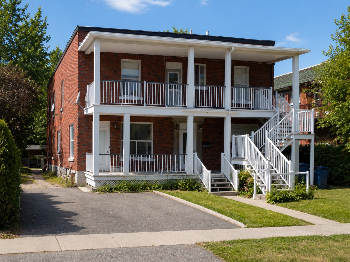 16 chambres à louer – Saint-Hyacinthe – 8 500 $/mois | 16 Rooms — photo 1