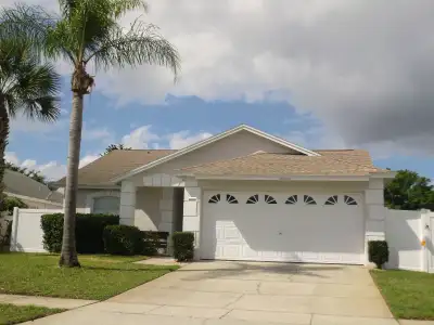Located just 10 minutes from Walt Disney World and a short drive to all Orlando attractions, this Ca...