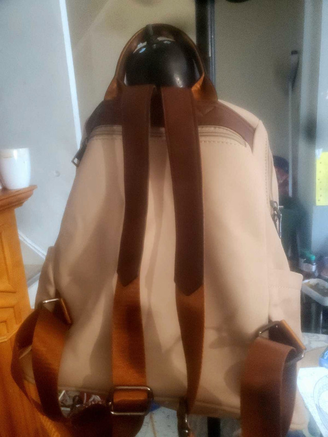 Genuine leather bag.  in Women's - Bags & Wallets in Kingston