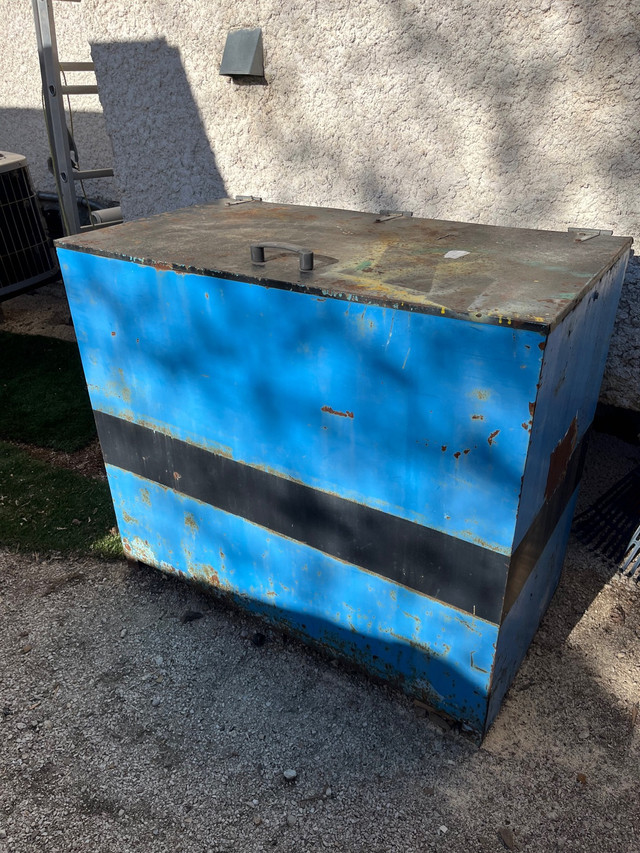 Steel box in Outdoor Tools & Storage in La Ronge