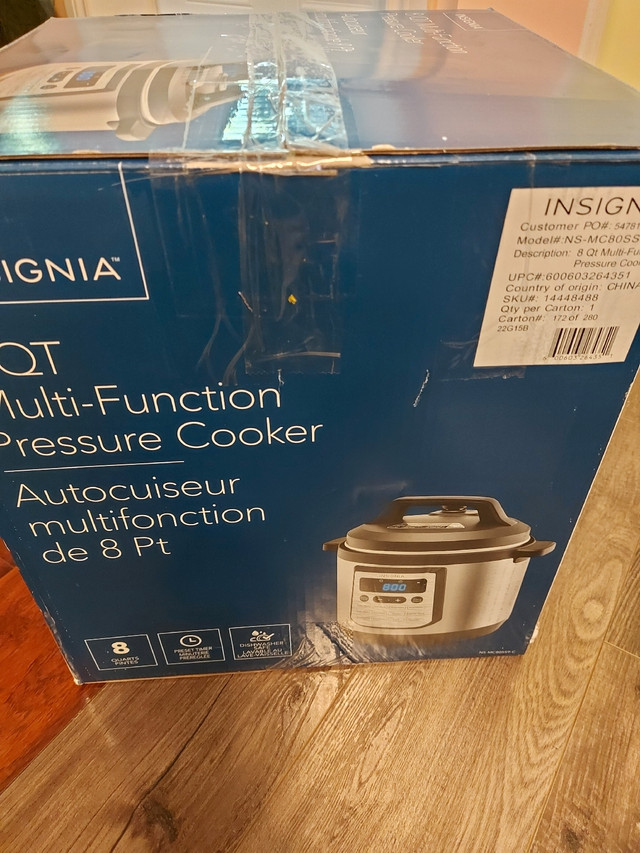 Insignia- 8-Quart Multi-Function Pressure Cooker - Stainless Ste in Microwaves & Cookers in Cambridge - Image 3