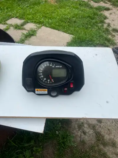 2009 Arctic cat 700 mud pro speedometer. Purchased for my 2006 Arctic cat 400 TRV but unfortunately...