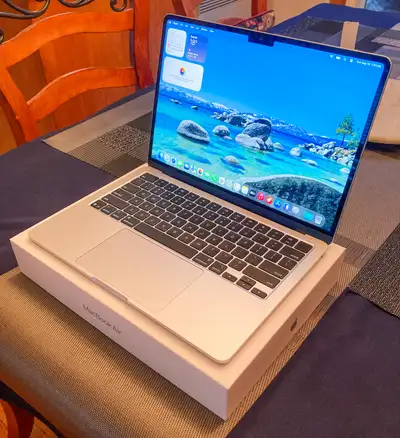 Like New 2025 MacBook Air 13" (M4, 16GB RAM, 256GB SSD) - Silver, View more
