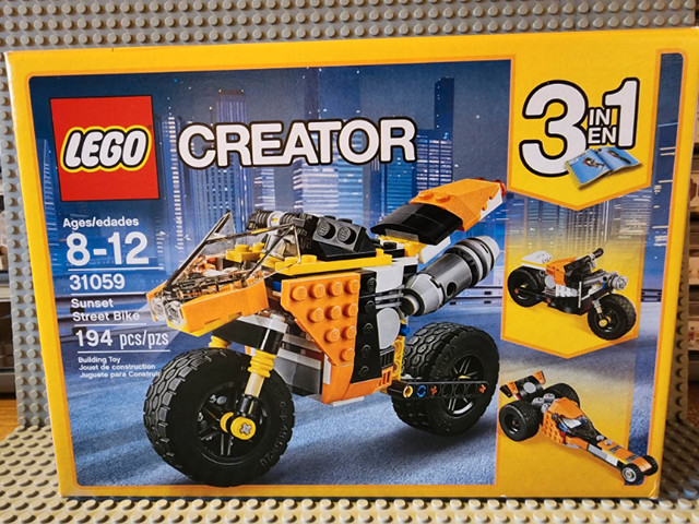 Lego CREATOR 31059 Sunset Street Bike in Toys & Games in Longueuil / South Shore