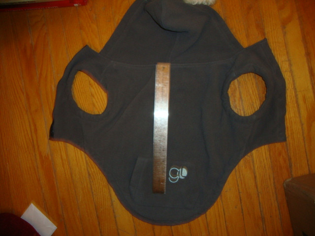 Dog Sweater Size Large in Accessories in Kitchener / Waterloo - Image 2